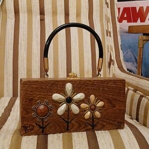 Vintage Enid Collins box bag Tres Flores 1968